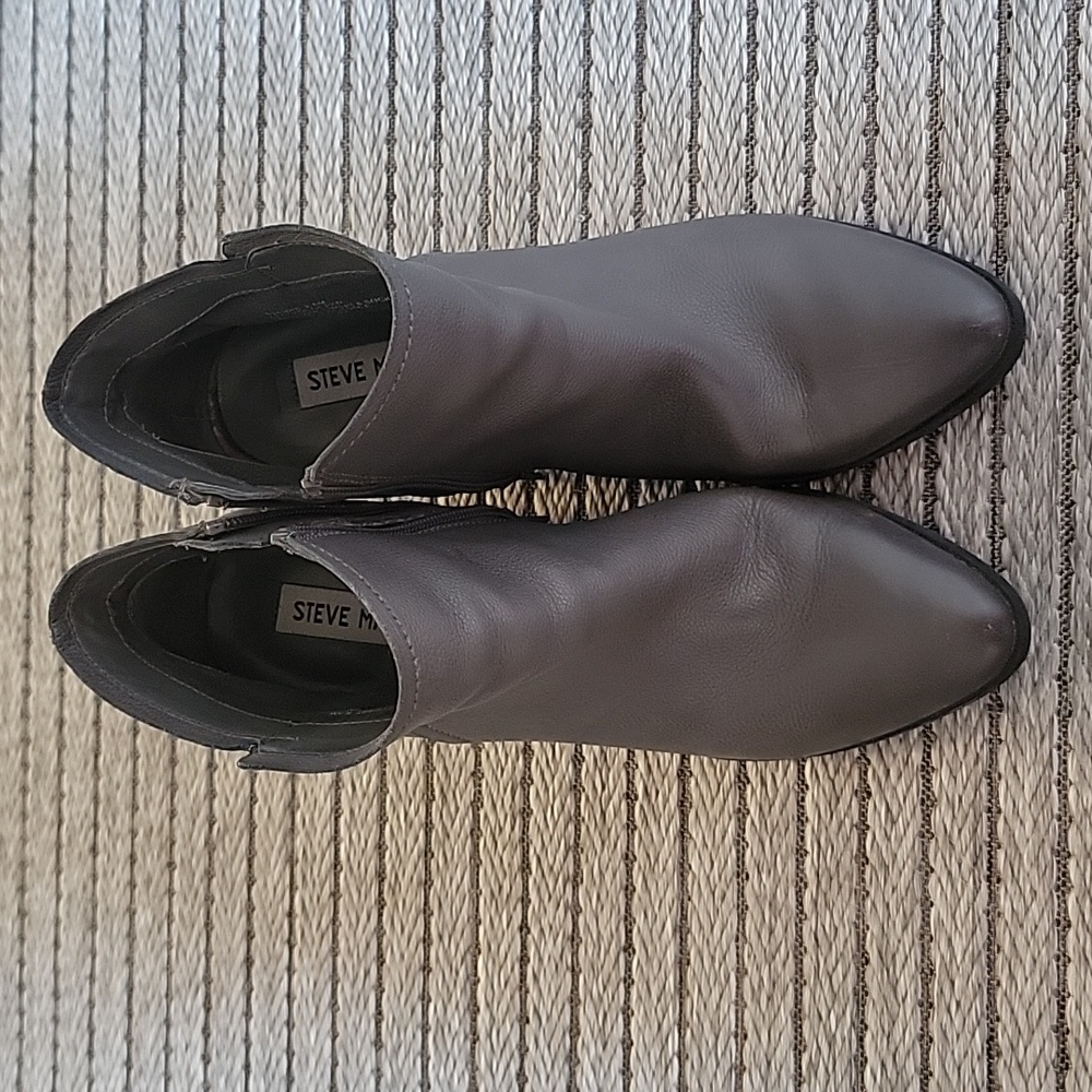Steve Madden Sterre Ankle Boots